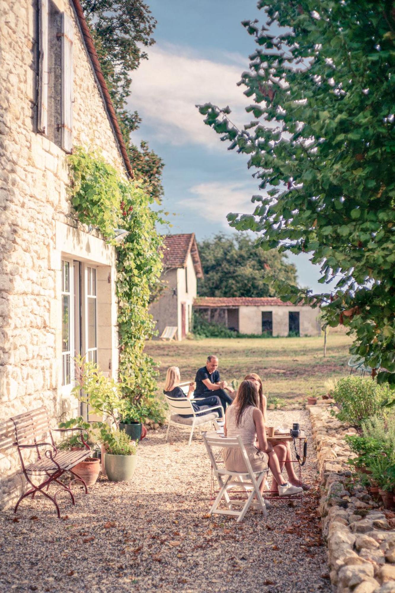 La Nuit & Le Jour Bed & Breakfast Vertheuil-en-Medoc Bagian luar foto